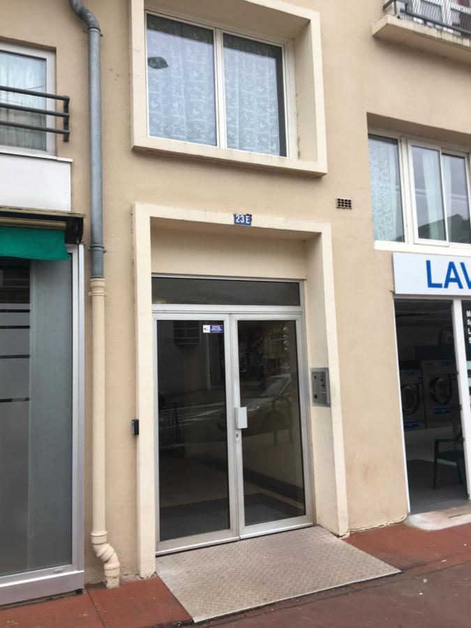 F2 En Centre Ville De Limoges Exterior foto
